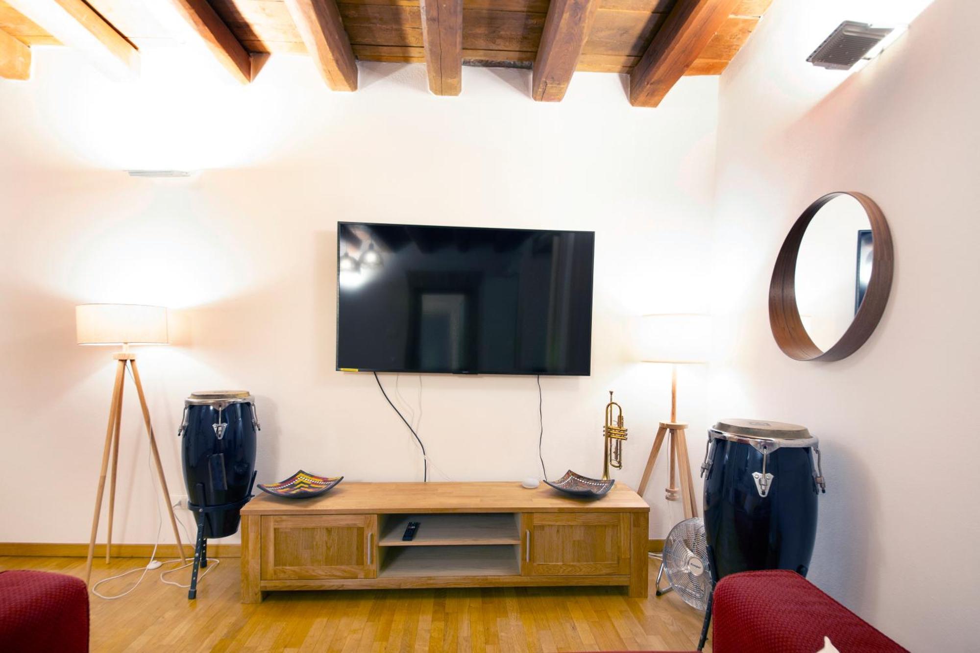 Suite Martini Al Castello Кальярі Номер фото