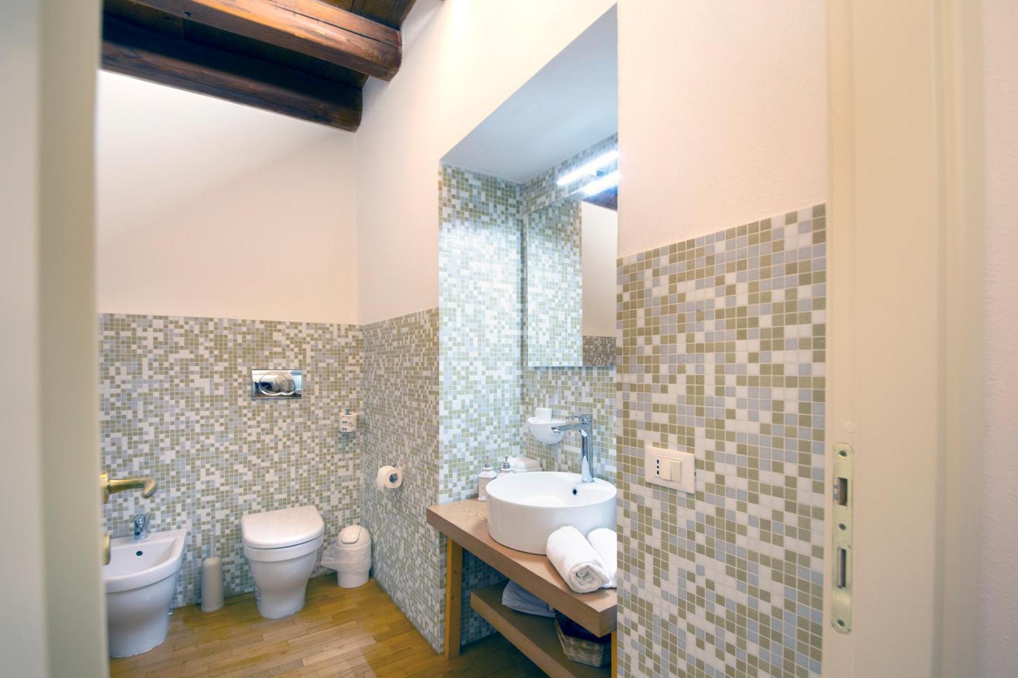 Suite Martini Al Castello Кальярі Номер фото